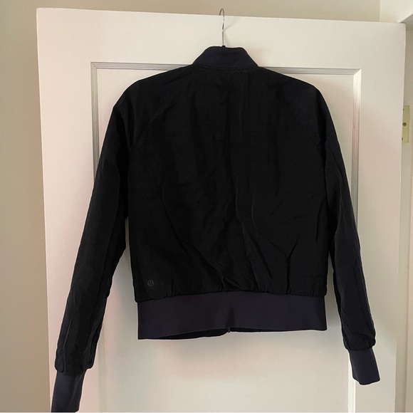 Lululemon Reversible Insulated Bomber Jacket - Picture 10 of 13